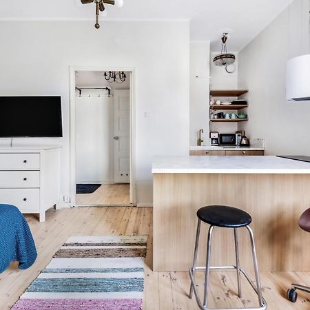 Wehost Modern And Well-Equipped Studio With A View @Viides Linja 3 Lägenhet Helsingfors Exteriör bild